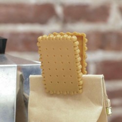 Kikkerland Biscuit Bag Clip (set Van 4)