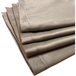 4 Taupe damast servet 40 x 40 (Hotelkwaliteit: 250 gr/m2)