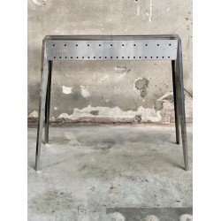 Spiedini Saté-bbq Java 80 - Luxe, dubbelwandige houtskoolbarbecue met horizontaal rooster voor sate of andere spiesjes - 80 cm lang, 11 cm breed, 83 cm hoog - Materiaal: roestvrijstaal