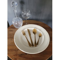 iBella Living 24-Delig Bestek - Goud - RVS - 6 personen - Opbergkoffer - Bestek set: mes/ lepel/ vork/ dessertlepel