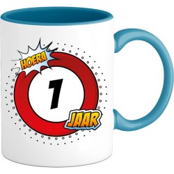 1 Jaar Verkeersbord Mok met tekst | Grappig Verjaardag Beker Cadeau | Bedrukte Koffie en Thee Mokken | Zwart | 330 ML